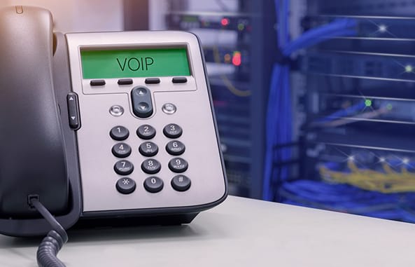 Conoce la importancia de implementar VoIP sin interrupciones en tu red ya que es una solución moderna 