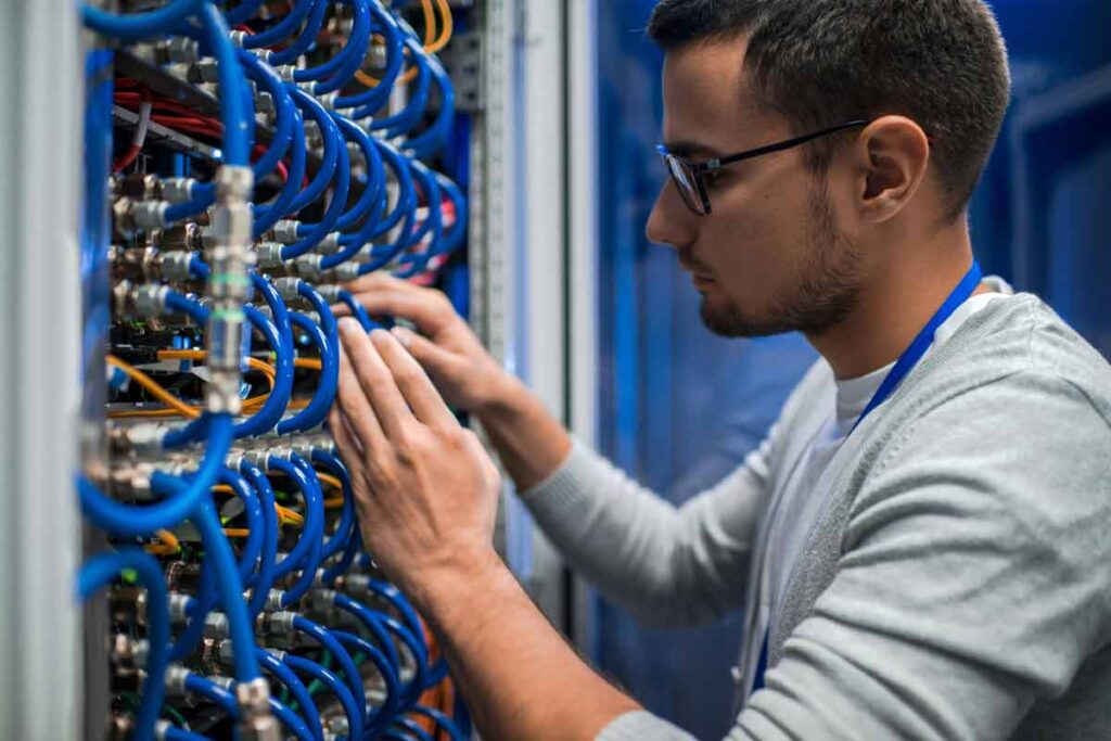 Conoce la importancia del mantenimiento preventivo en TI para las empresas ya que es importante para tener un mantenimiento  preventivo es clave